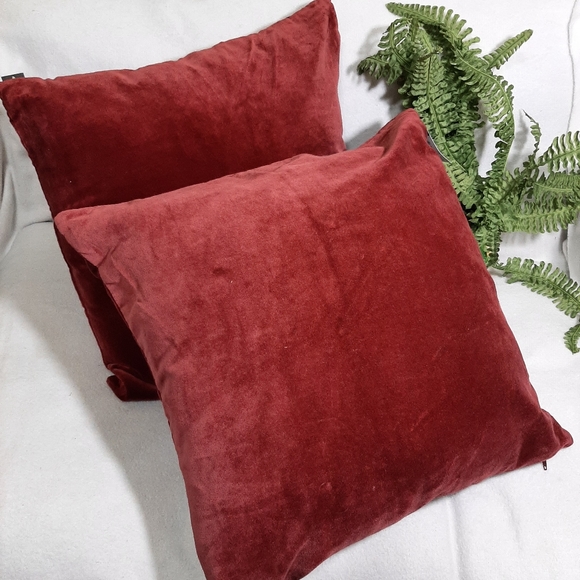 Threshold Toss Pillow Covers Set of Two - Picture 4 of 11